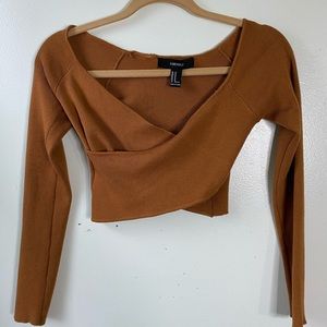 CROSS OVER CROPPED TOP